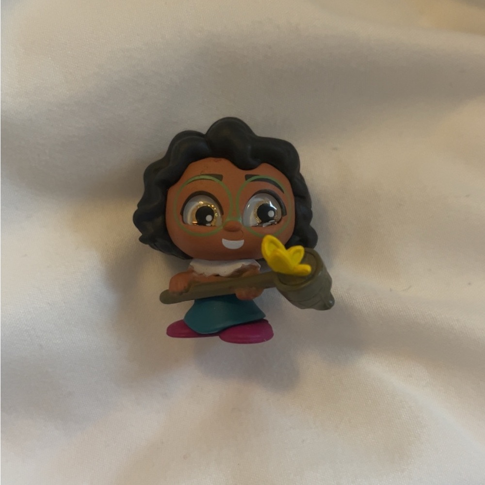 Disney Doorables Series 2 Mirabel